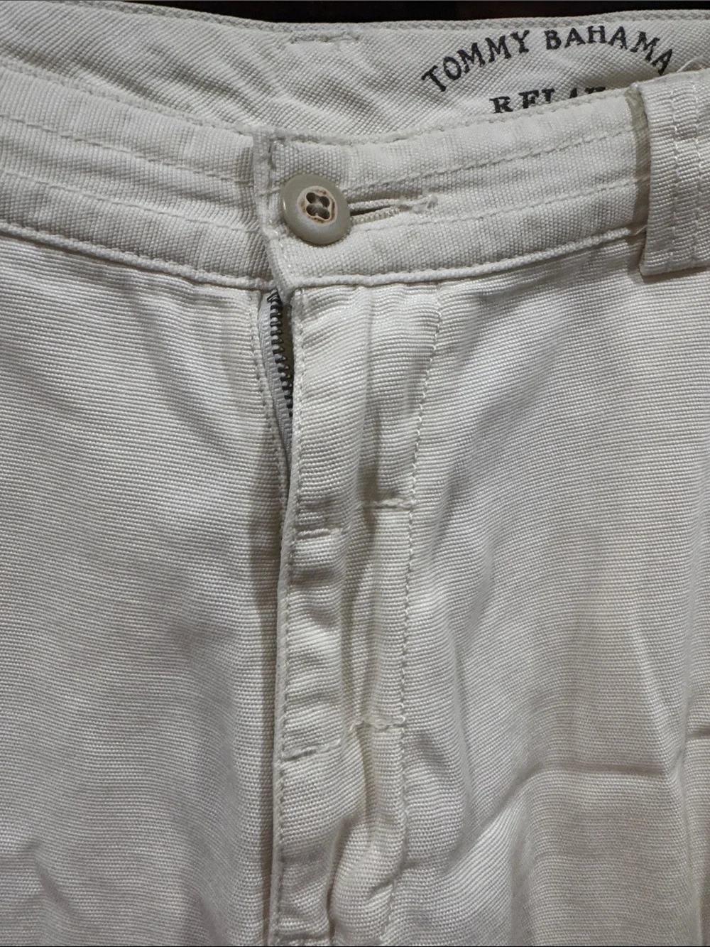 Tommy Bahama Men's Ivory Cargo Shorts